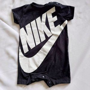 Nike Infant Baby Boy Size 6M Futura Romper Short Sleeve Black White